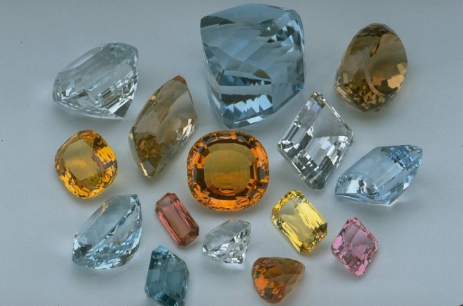 Камень топаз: кому подходит, свойства, украшения, добыча и использование -Московский ювелирный завод